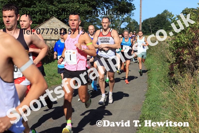 The 2026 Tynedale Jelly Tea 10 Mile Road Race, Matfen, Northumberland. Photo: David T. Hewitson/Sports for All Pics